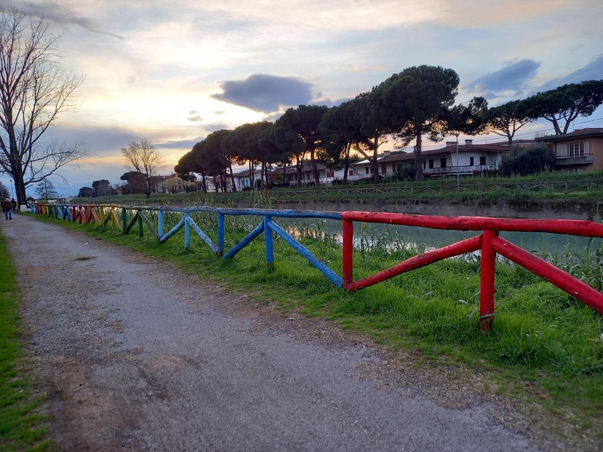 Bilocale Climatizzato A 850M Dalla Spiaggia Casa Katia Marina di Massa Ngoại thất bức ảnh